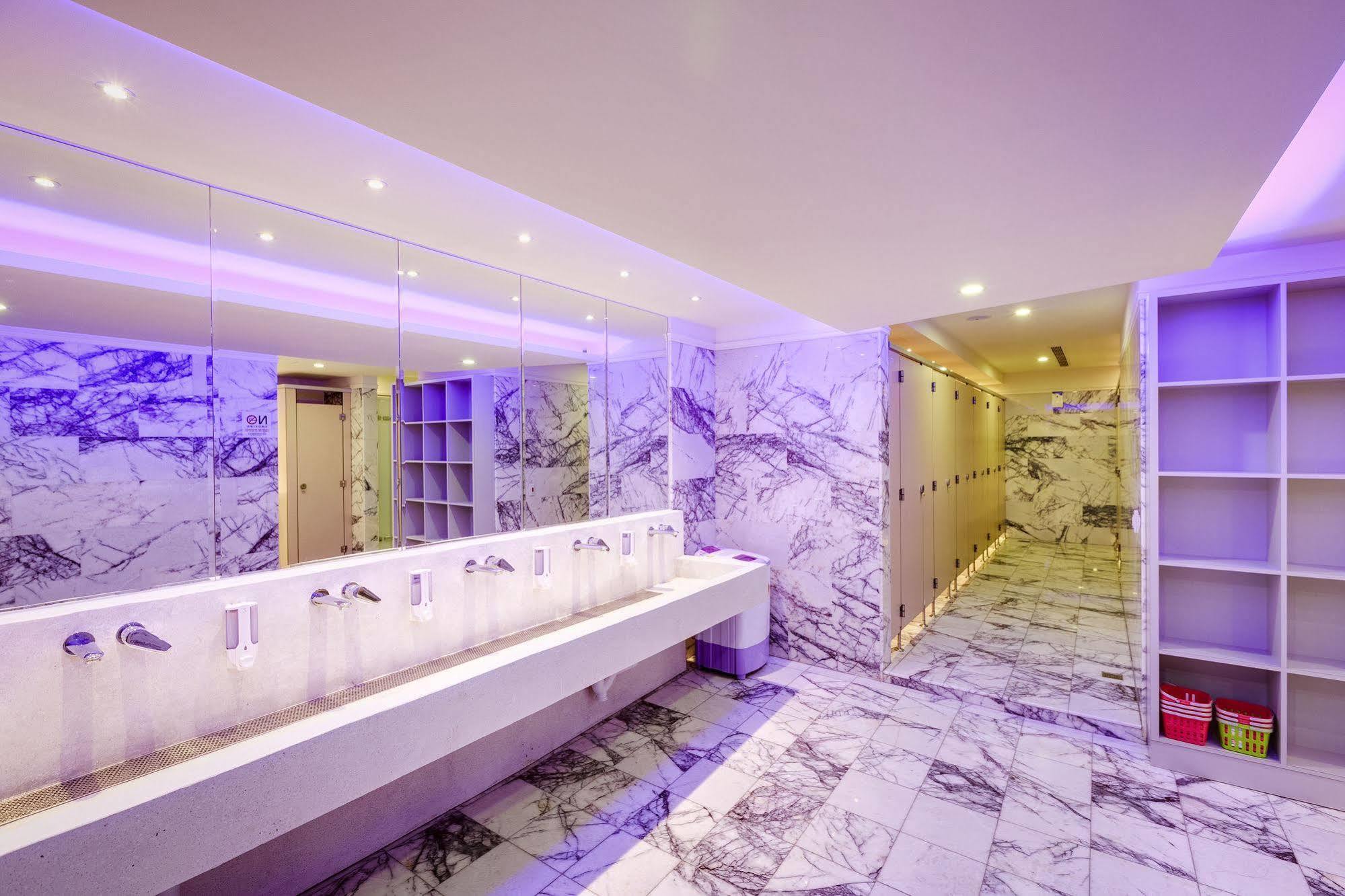 Space Inn Xinyi Taipei Exterior photo